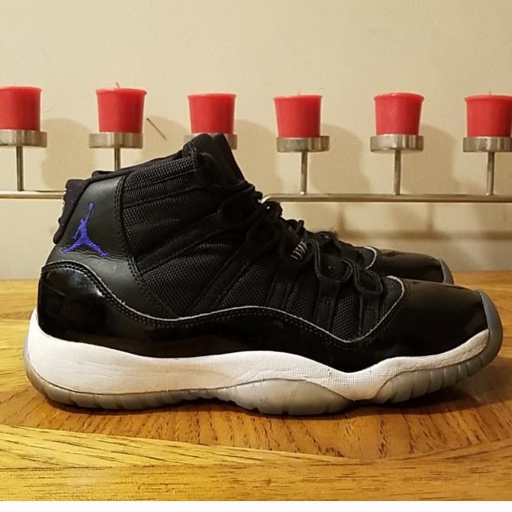 Jordan 11 space jams